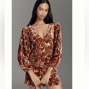 Nwt farm Rio long sleeve velvet printed romper